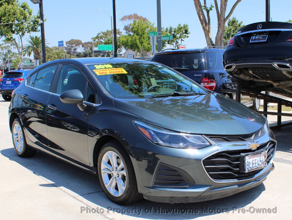 2019 Chevrolet Cruze LT photo 17