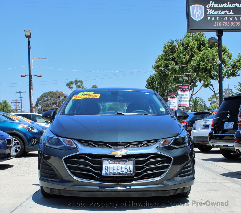 2019 Chevrolet Cruze LT photo 3