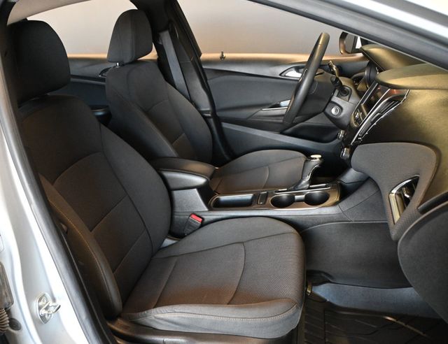 2019 Chevrolet CRUZE 4dr Sedan LS - 23068587 - 12