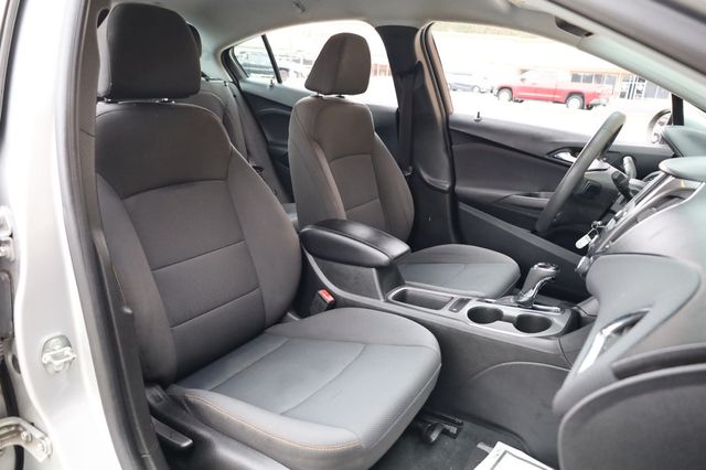 2019 Chevrolet CRUZE 4dr Sedan LS - 22946134 - 22