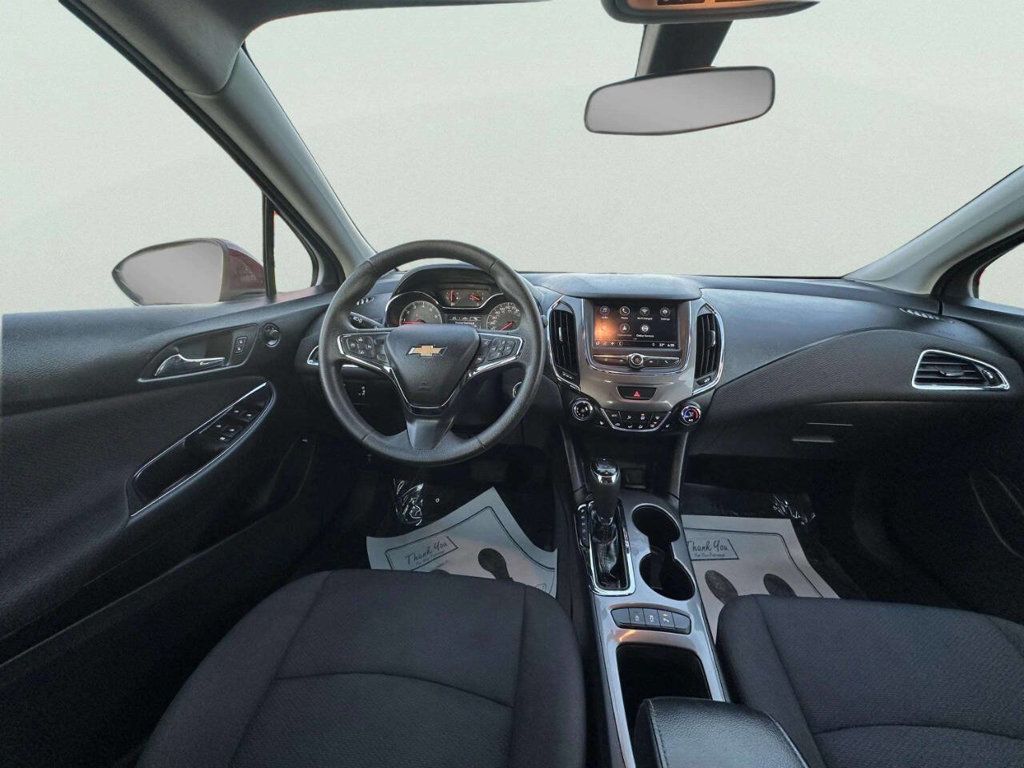 2019 Chevrolet CRUZE 4dr Sedan LT - 22993938 - 17