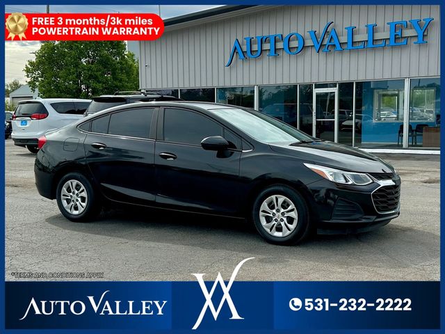 2019 Chevrolet Cruze LS Sedan 4D - 23019979 - 0