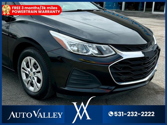 2019 Chevrolet Cruze LS Sedan 4D - 23019979 - 9