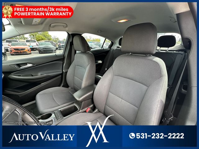 2019 Chevrolet Cruze LS Sedan 4D - 23019979 - 13