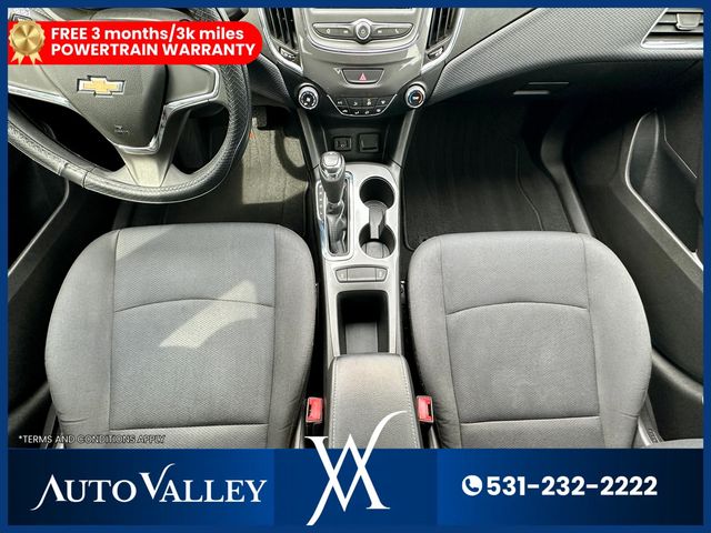 2019 Chevrolet Cruze LS Sedan 4D - 23019979 - 33