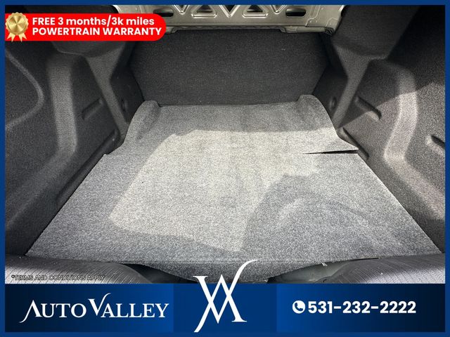 2019 Chevrolet Cruze LS Sedan 4D - 23019979 - 36