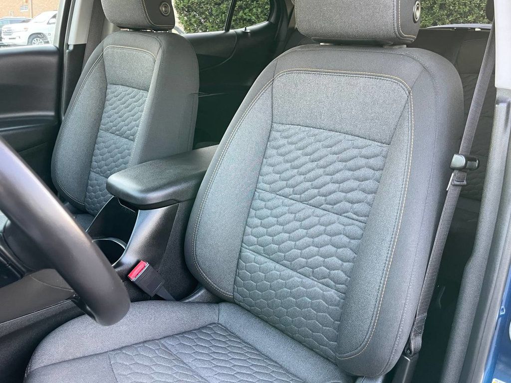 2019 Chevrolet Equinox LT photo 13