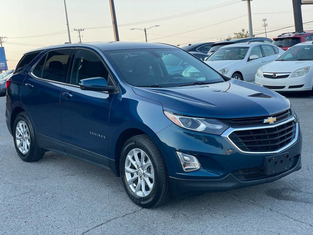 2019 Chevrolet Equinox LT photo 3