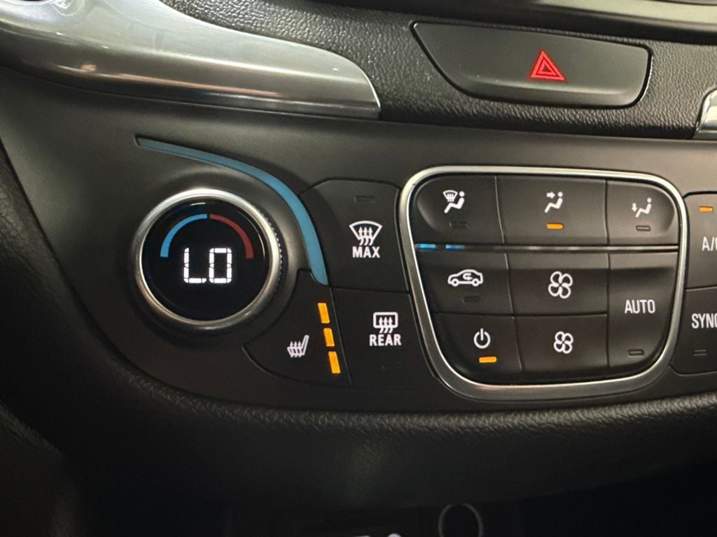 2019 Chevrolet Equinox AWD 4dr LT w/1LT - 23053399 - 19