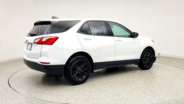 2019 Chevrolet Equinox FWD 4dr LS w/ Conv Pkg + Power Driver Seat - 23038276 - 4