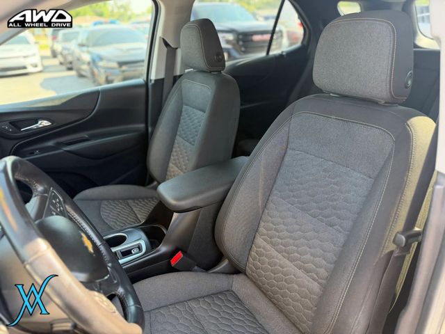 2019 Chevrolet Equinox LT Sport Utility 4D - 23053937 - 13