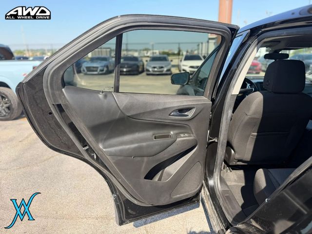2019 Chevrolet Equinox LT Sport Utility 4D - 23053937 - 14