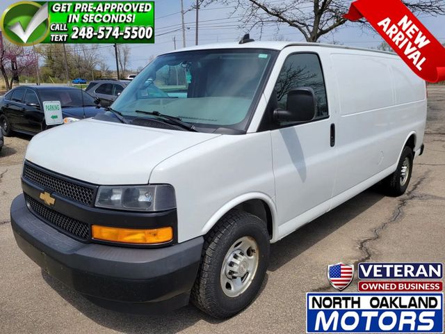 2019 Chevrolet Express 3500 Cargo Extended Van 3D - 23031804 - 0