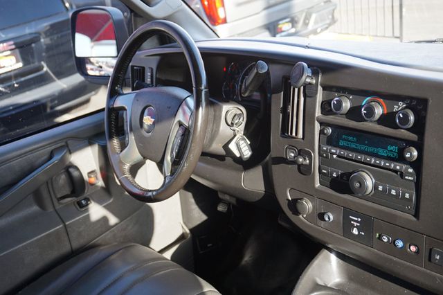 2019 Chevrolet Express Cargo Van 3500, 6.0L V8 ENGINE, 1 PREVIOUS OWNER, BACKUP CAMERA - 23044630 - 29