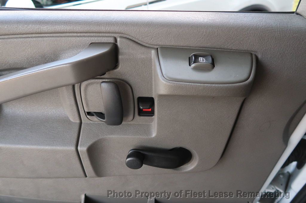 2019 Chevrolet Express Cargo Van Express 2500 135" Cargo - 23084151 - 30