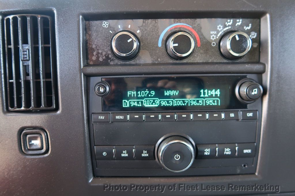 2019 Chevrolet Express Cargo Van G2500 Express Cargo - 22912867 - 27