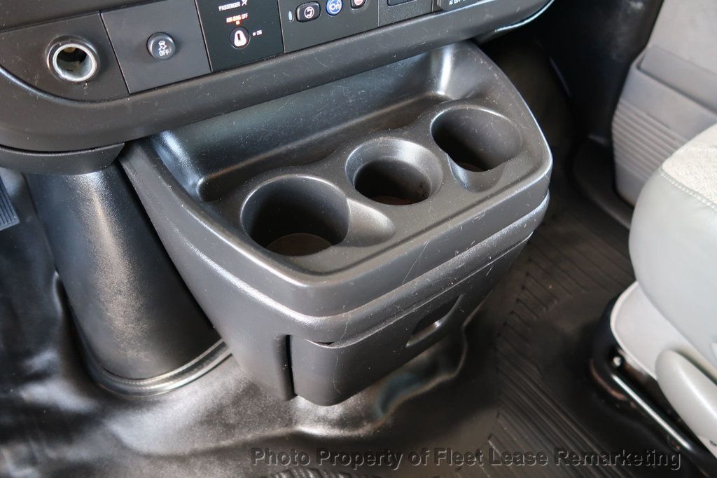 2019 Chevrolet Express Cargo Van G2500 Express Cargo - 22912867 - 30
