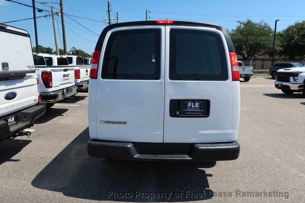 2019 Chevrolet Express Van Cargo photo 4