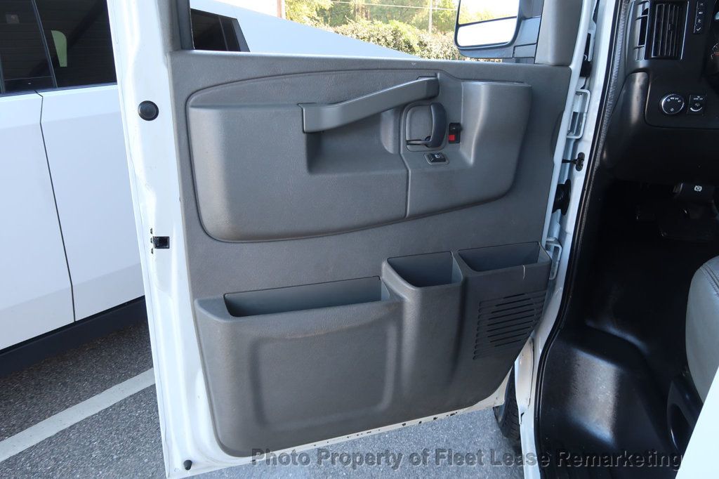 2019 Chevrolet Express Cargo Van G2500 Express Cargo Ladd Rack 135" - 22957225 - 12