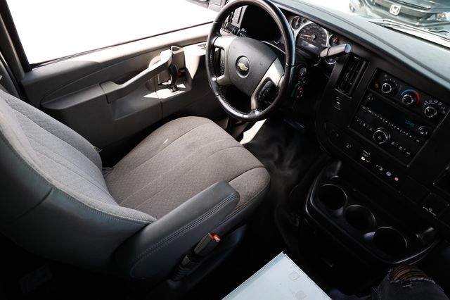 2019 Chevrolet Express Cargo Van Pull-Out Cargo Slide System - 22989309 - 16