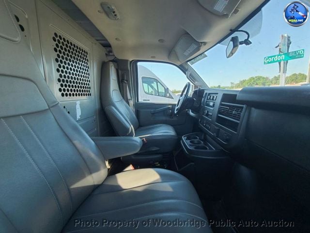 2019 Chevrolet Express Cargo Van RWD 2500 135" - 23048590 - 8