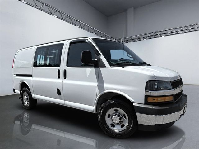 2019 Chevrolet Express Cargo Van RWD 2500 135" - 23056996 - 21