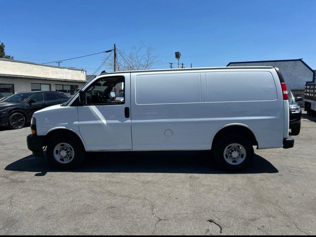 2019 Chevrolet Express Cargo Van RWD 2500 135" - 23078154 - 4
