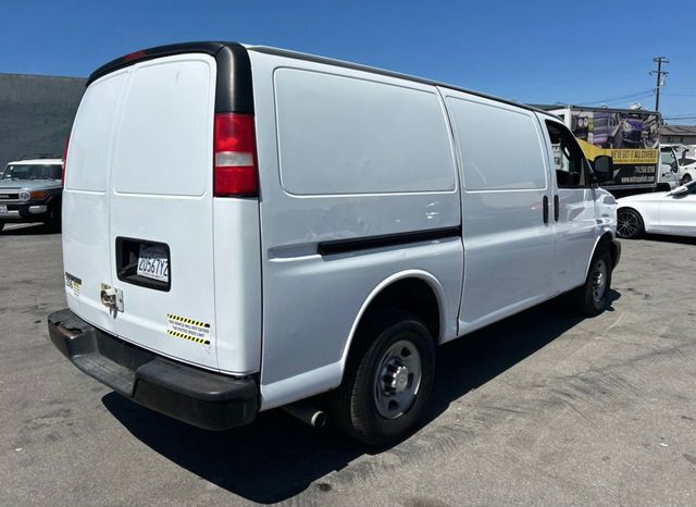 2019 Chevrolet Express Cargo Van RWD 2500 135" - 23078154 - 7