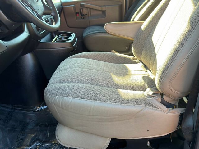 2019 Chevrolet Express Cargo Van RWD 2500 135" - 22961902 - 12