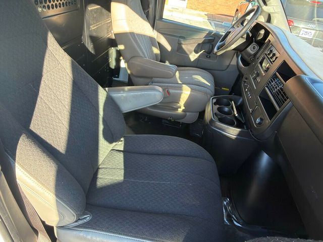 2019 Chevrolet Express Cargo Van RWD 2500 135" - 22961902 - 14