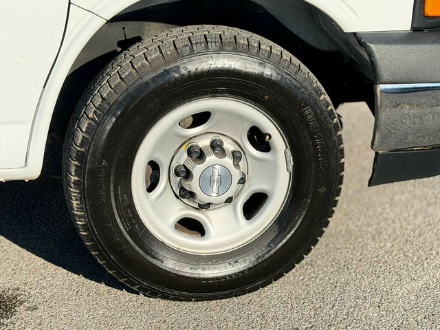2019 Chevrolet Express Cargo Van RWD 2500 135" - 22961902 - 33