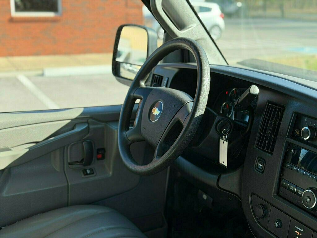 2019 Chevrolet Express Cargo Van RWD 2500 135" - 22961909 - 13