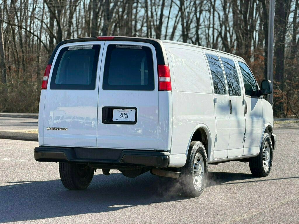 2019 Chevrolet Express Cargo Van RWD 2500 135" - 22961909 - 5