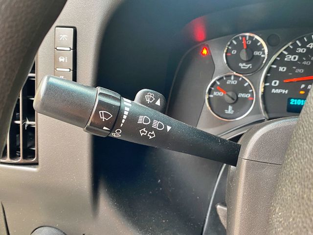 2019 Chevrolet Express Cargo Van RWD 2500 135" - 23012643 - 17