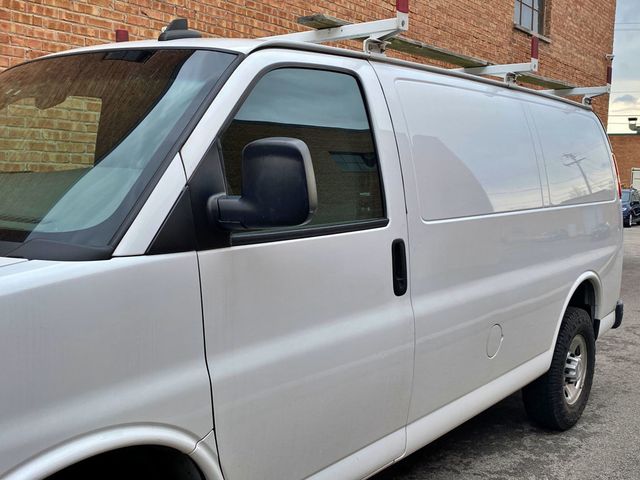 2019 Chevrolet Express Cargo Van RWD 2500 135" - 23012643 - 1
