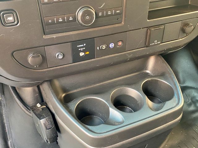 2019 Chevrolet Express Cargo Van RWD 2500 135" - 23012643 - 21