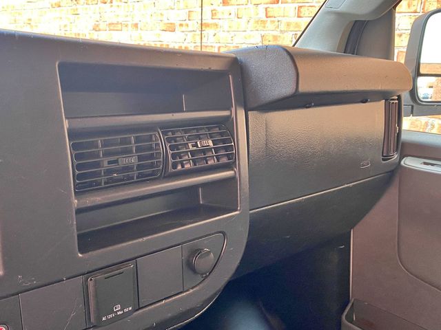 2019 Chevrolet Express Cargo Van RWD 2500 135" - 23012643 - 22