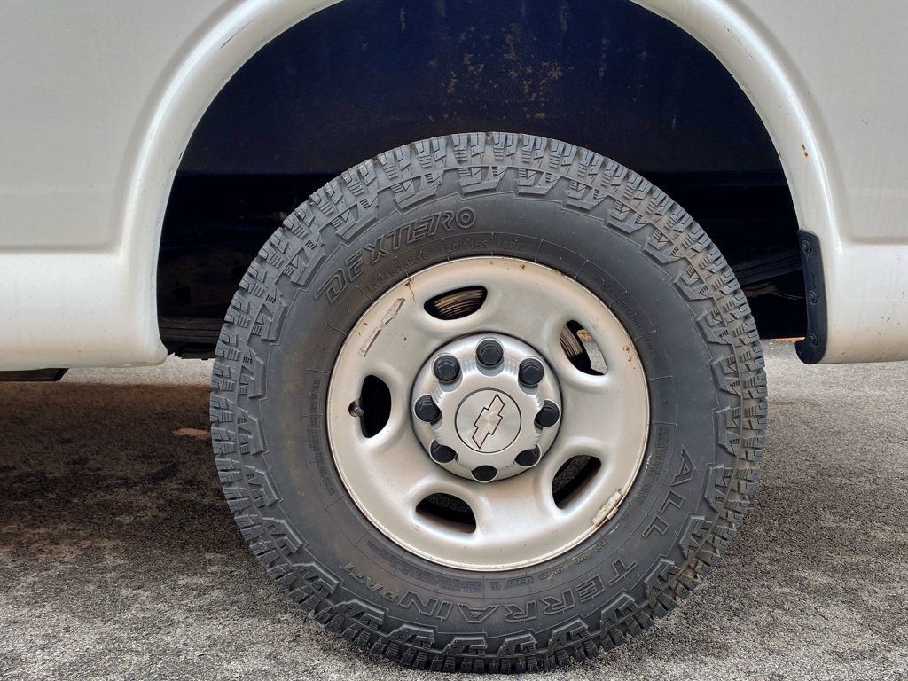 2019 Chevrolet Express Cargo Van RWD 2500 135" - 23012643 - 35