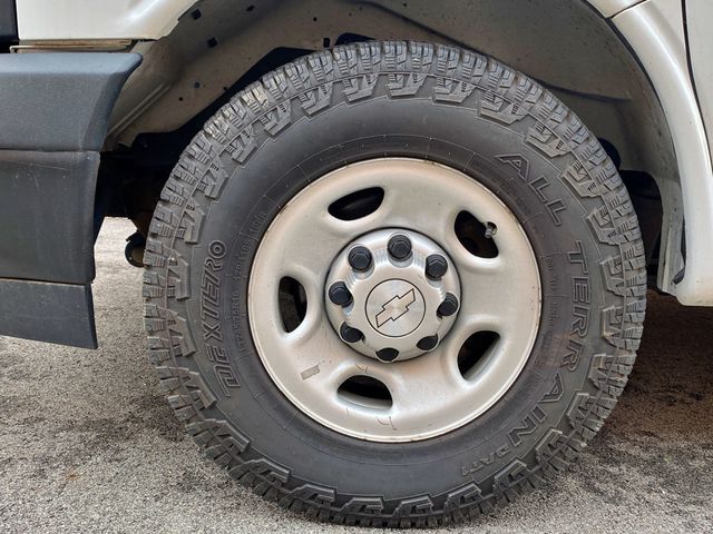 2019 Chevrolet Express Cargo Van RWD 2500 135" - 23012643 - 36