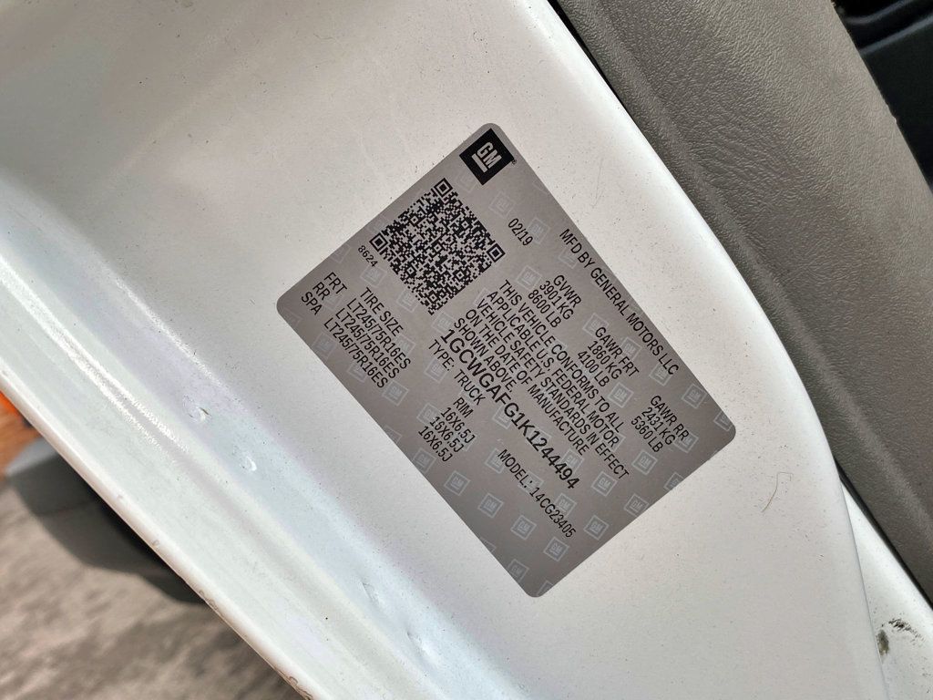 2019 Chevrolet Express Cargo Van RWD 2500 135" - 23012643 - 39