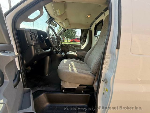 2019 Chevrolet Express Cargo Van RWD 2500 135" - 23070830 - 9