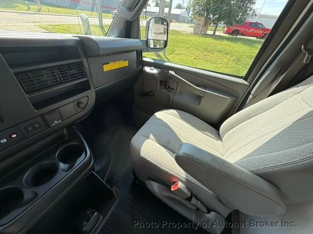 2019 Chevrolet Express Cargo Van RWD 2500 135" - 23070830 - 13
