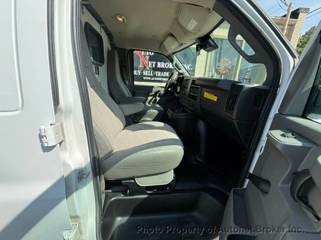 2019 Chevrolet Express Cargo Van RWD 2500 135" - 23070830 - 16