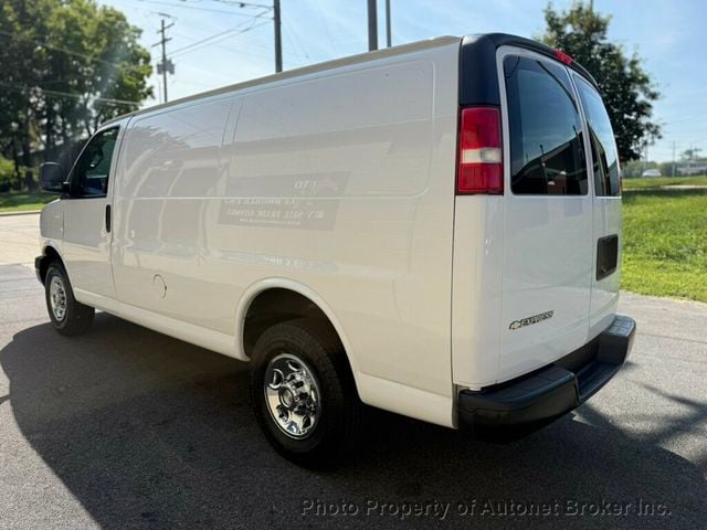 2019 Chevrolet Express Cargo Van RWD 2500 135" - 23070830 - 3