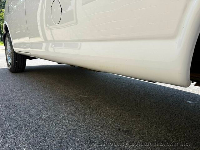 2019 Chevrolet Express Cargo Van RWD 2500 135" - 23070830 - 7