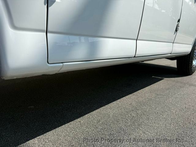 2019 Chevrolet Express Cargo Van RWD 2500 135" - 23070830 - 8