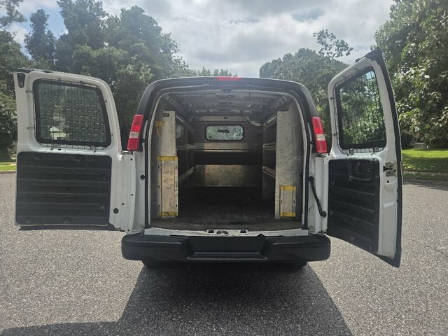 2019 Chevrolet Express Cargo Van RWD 2500 135" - 23067939 - 11