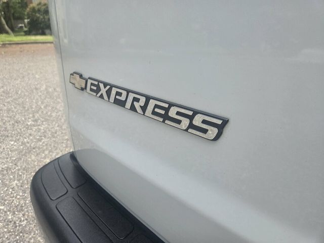 2019 Chevrolet Express Cargo Van RWD 2500 135" - 23067939 - 15