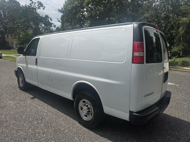 2019 Chevrolet Express Cargo Van RWD 2500 135" - 23067939 - 2