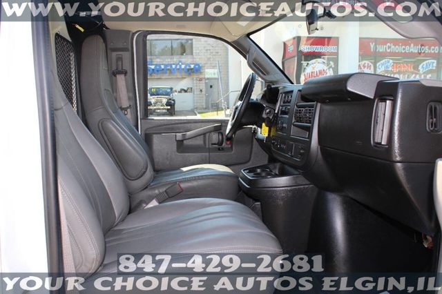 2019 Chevrolet Express Cargo Van RWD 2500 155" - 22585247 - 16